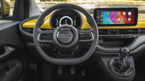 Fiat 500 Hybrid Interior