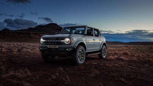 Ford Bronco 6