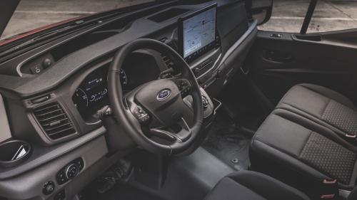 Ford E-Transit 4