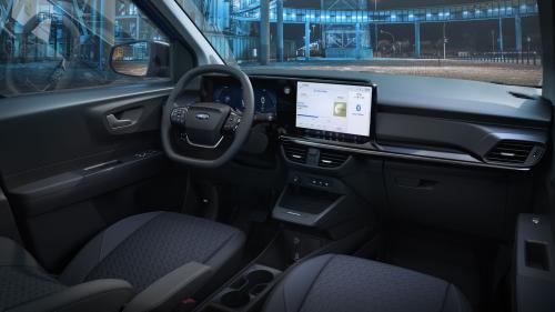 Ford E-Transit Courier 3