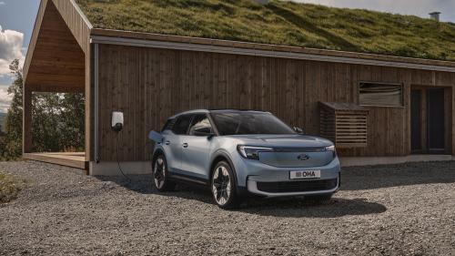 Ford Explorer 2024 4