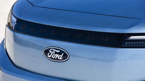 Ford Explorer 2025 9