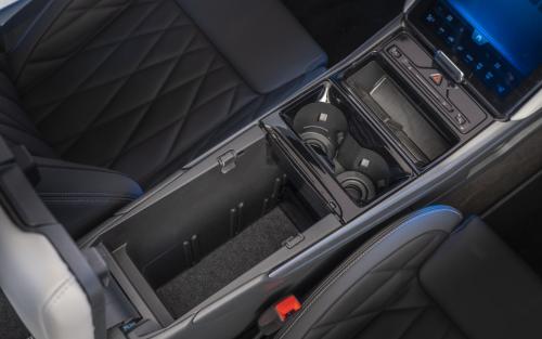 Ford Explorer EV 2023 10