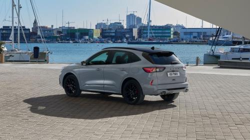 Ford Kuga PHEV 2023 2