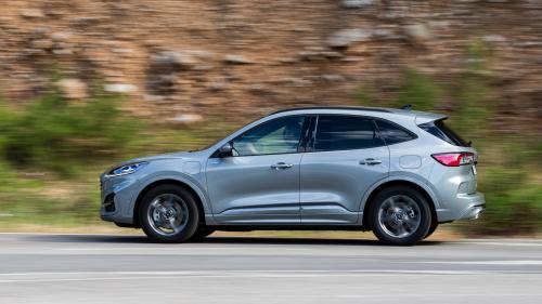 Ford Kuga PHEV 2
