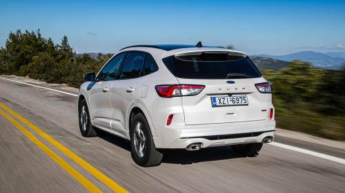 Ford Kuga PHEV 2