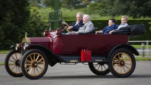Ford Mustang Mach-E &amp; Model T C&amp;M 3