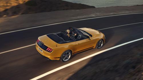 Ford Mustang 2