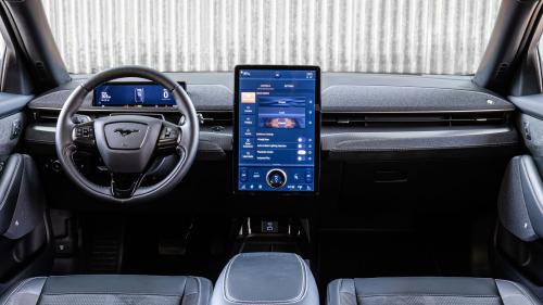 Ford Mustang Mach-E 2023 7