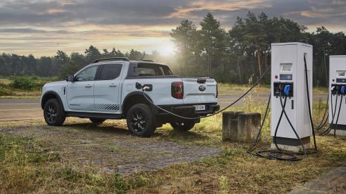 Ford Ranger PHEV 2025 2