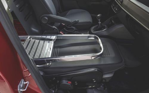 Ford Transit Courier 5