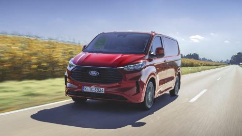 Ford Transit Custom 2024 1