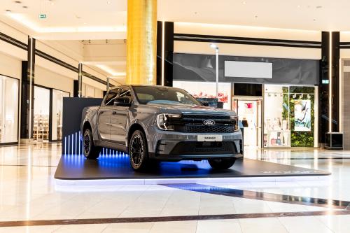 Το αγωνιστικών προδιαγραφών Ford Ranger MS-RT στο Golden Hall ...