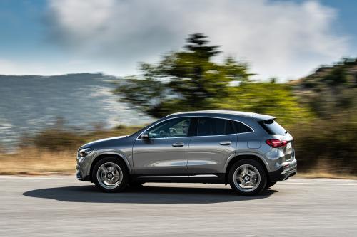Mercedes-Benz GLA 250e