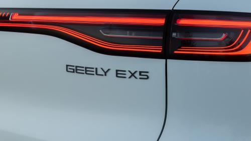 Geely EX5 16