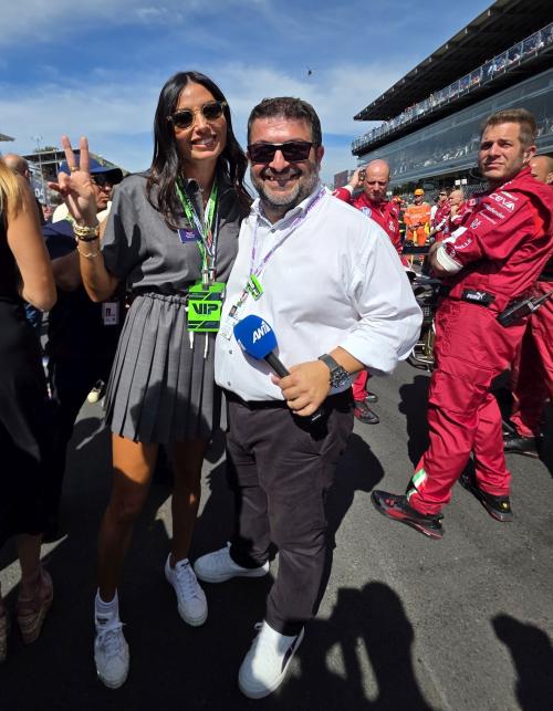 H Elisabetta Gregoraci στο grid της Monza