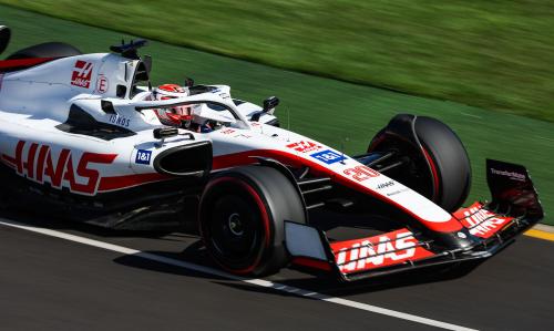 O Kevin Magnussen με τη Haas VF-22 στις ελεύθερες δοκιμές του GP Αυστραλίας 2022
