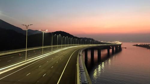 Hong Kong - Zhuhai - Macao Bridge