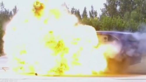 Hongqi torture crash test 3