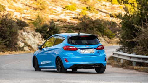 Hyundai i20 N vs Ford Fiesta ST