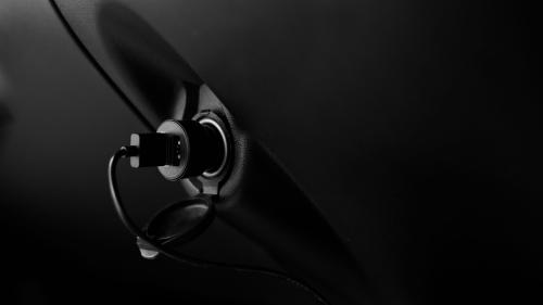 Incar mobile charging 4
