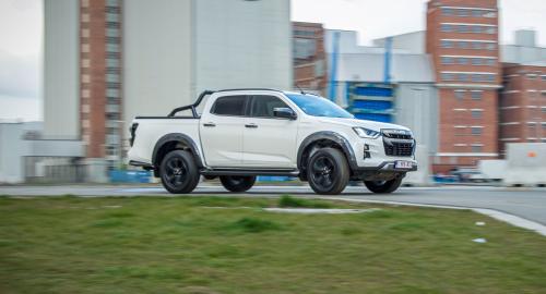 Isuzu D-Max 2024 4