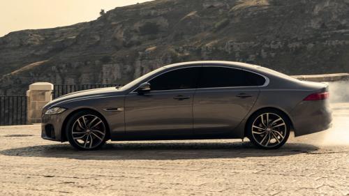 Jaguar XF James Bond