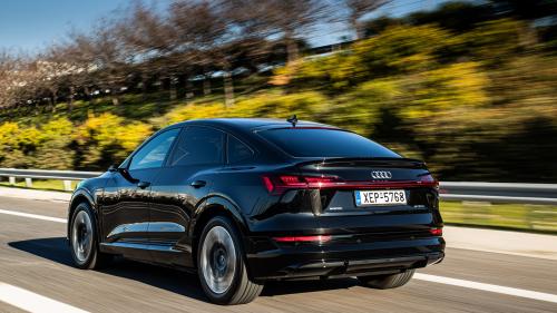 Audi e-tron Sportback vs Jaguar i-Pace