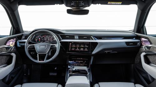 Audi e-tron Sportback vs Jaguar i-Pace