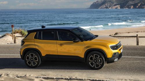 Jeep Avenger 10