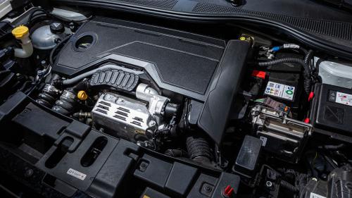 Jeep Avenger Hybrid 2024 17