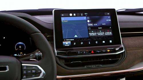 Jeep Commander C&M 4