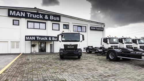 KOSMOCAR TRUCKS &amp; BUSES 3