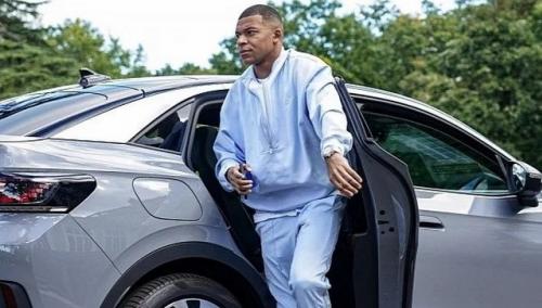 αυτοκίνητα mbappe