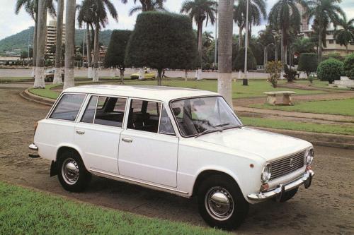 Lada 1200 Combi (2103)