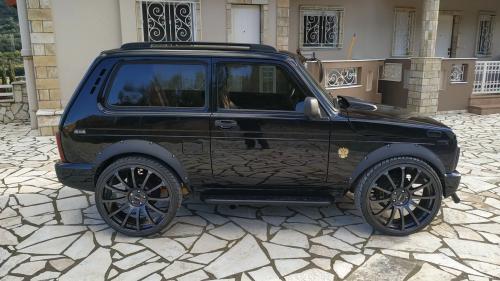 Lada Niva 300 PS Greek 2