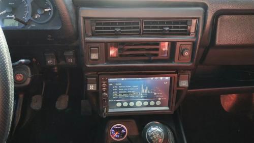 Lada Niva 300 PS Greek 6