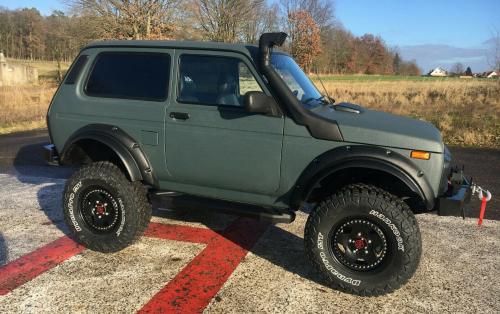 Lada Niva Monster