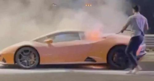 Lamborghini Huracan Mumbai fire 3