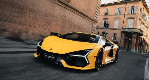 Lamborghini Revuelto