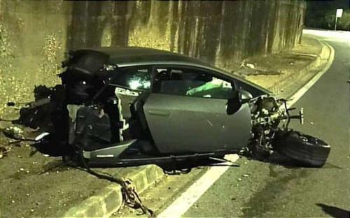 Lamborghini crash Naples 6