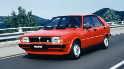 Lancia Delta C%M 2