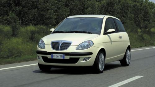 lancia ypsilon
