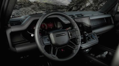 Land Rover Dender OCTA Black