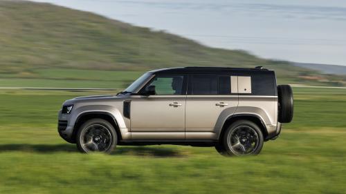 Land Rover Defender OCTA 2