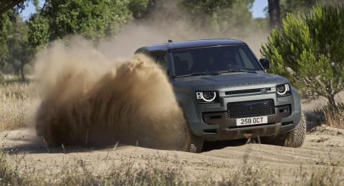 Land Rover Defender OCTA 4