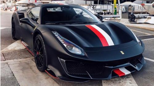 Στα χέρια του Charles Leclerc η ομορφότερη Ferrari στον κόσμο