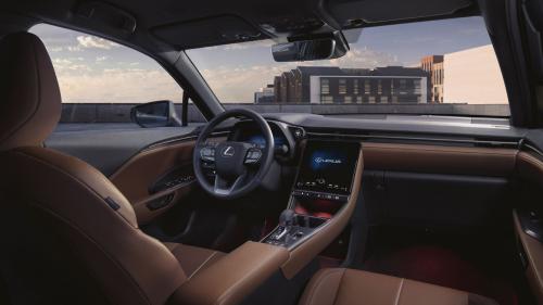 Lexus LBX 2023 3