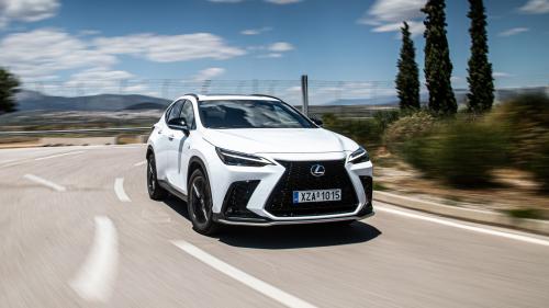 Lexus NX 450h+ 4