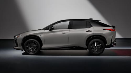 Lexus RZ 2025 2